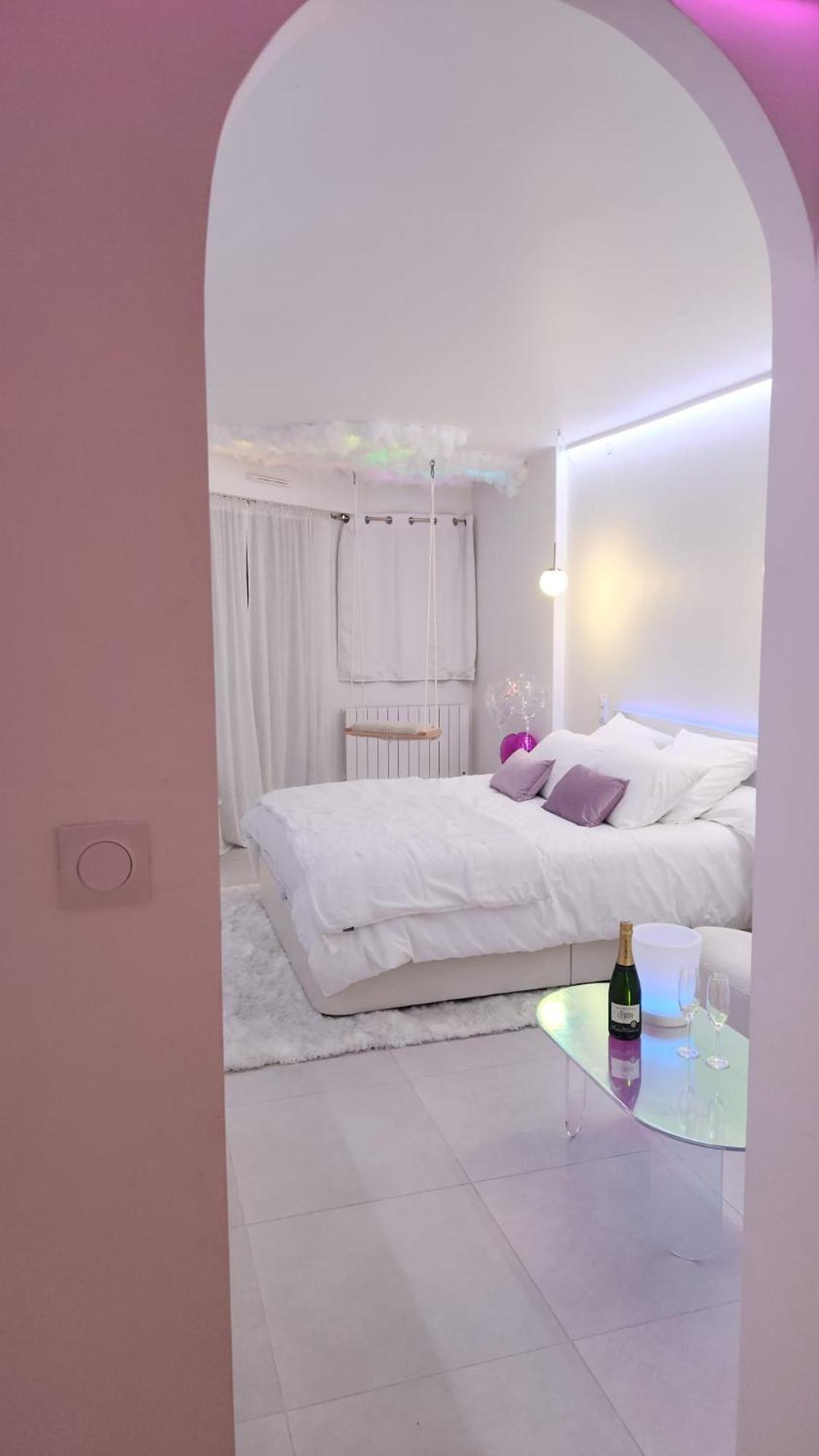 Love Room A 30 Mn Des Plages Et De Vannes Questembert ภายนอก รูปภาพ