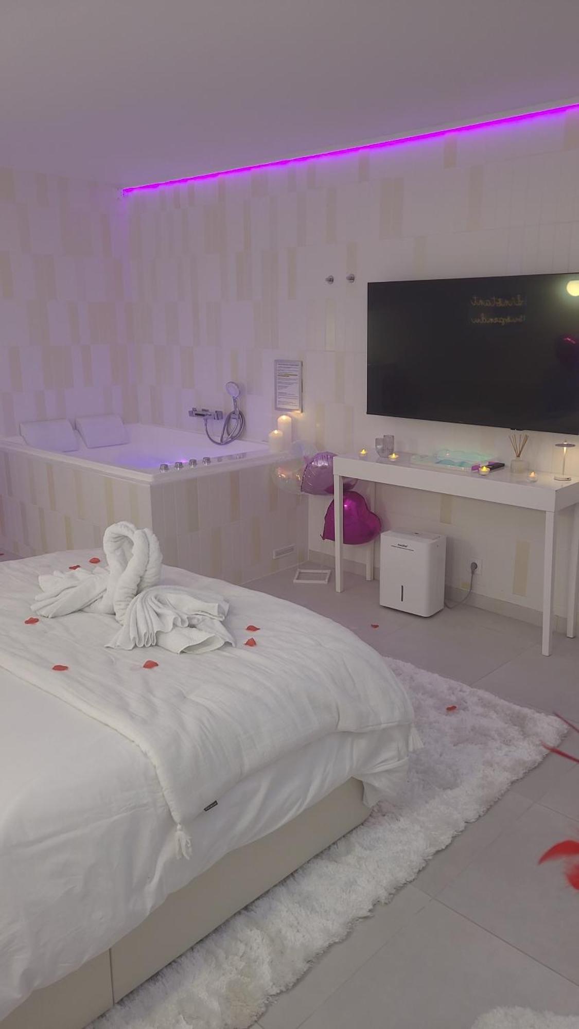 Love Room A 30 Mn Des Plages Et De Vannes Questembert ภายนอก รูปภาพ